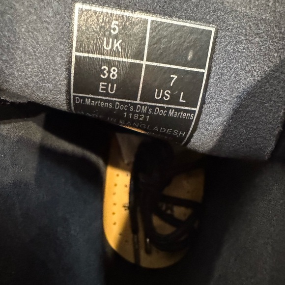 dr martins 1460 WOMEN'S PATENT LEATHER LACE UP BOOTS - Picture 8 of 9